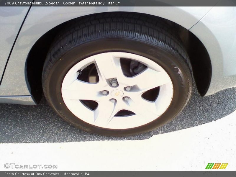 Golden Pewter Metallic / Titanium 2009 Chevrolet Malibu LS Sedan