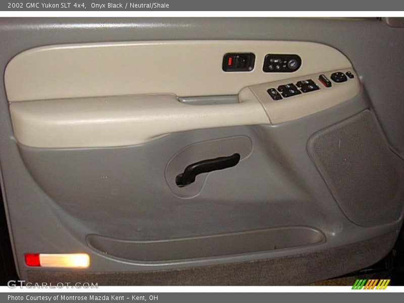 Onyx Black / Neutral/Shale 2002 GMC Yukon SLT 4x4