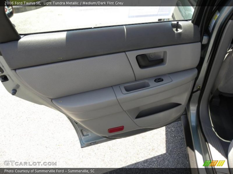 Light Tundra Metallic / Medium/Dark Flint Grey 2006 Ford Taurus SE
