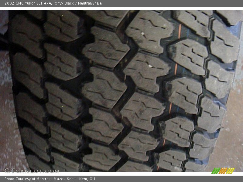 Onyx Black / Neutral/Shale 2002 GMC Yukon SLT 4x4