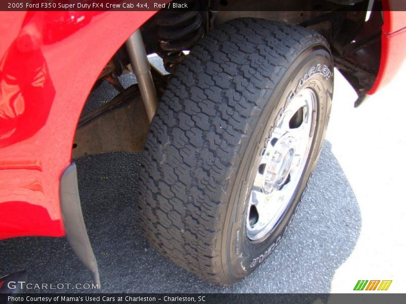 Red / Black 2005 Ford F350 Super Duty FX4 Crew Cab 4x4