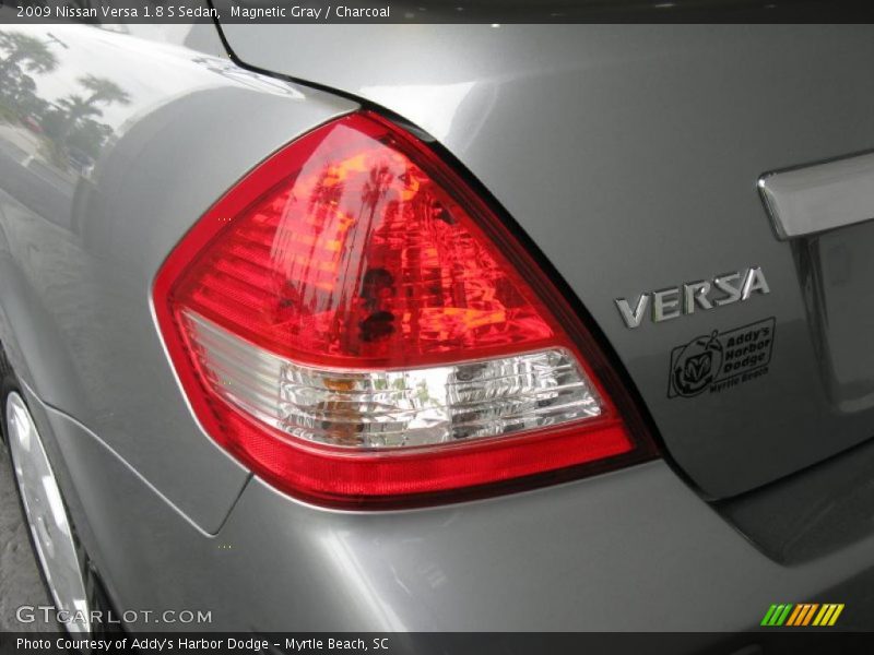Magnetic Gray / Charcoal 2009 Nissan Versa 1.8 S Sedan