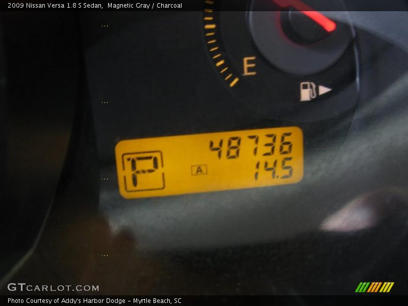 Magnetic Gray / Charcoal 2009 Nissan Versa 1.8 S Sedan