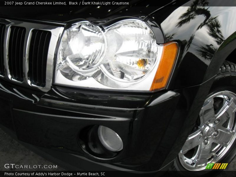 Black / Dark Khaki/Light Graystone 2007 Jeep Grand Cherokee Limited