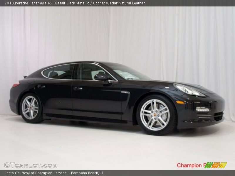 Basalt Black Metallic / Cognac/Cedar Natural Leather 2010 Porsche Panamera 4S