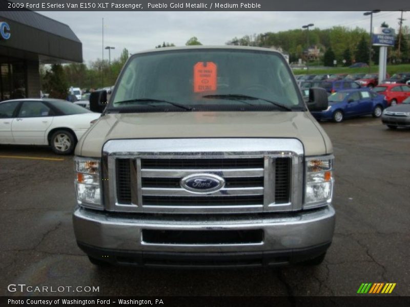 Pueblo Gold Metallic / Medium Pebble 2009 Ford E Series Van E150 XLT Passenger