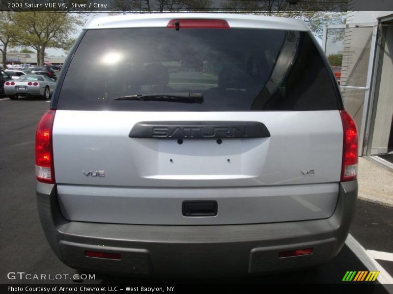 Silver / Gray 2003 Saturn VUE V6