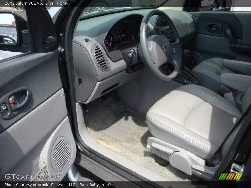 Silver / Gray 2003 Saturn VUE V6