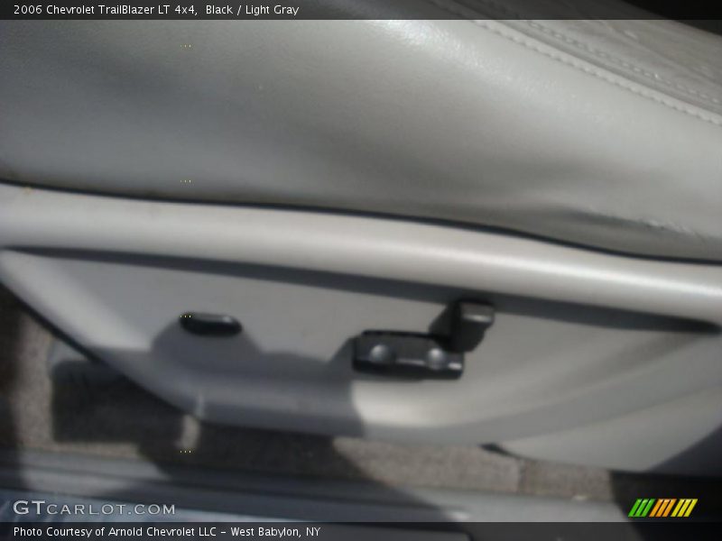 Black / Light Gray 2006 Chevrolet TrailBlazer LT 4x4