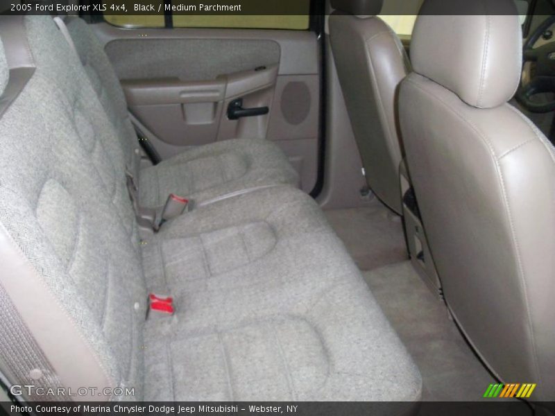 Black / Medium Parchment 2005 Ford Explorer XLS 4x4