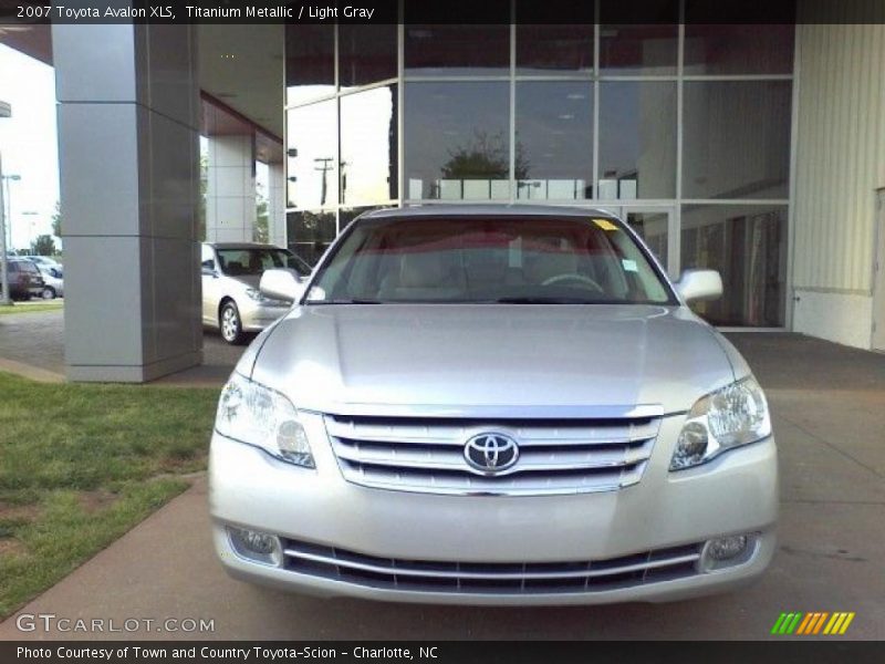 Titanium Metallic / Light Gray 2007 Toyota Avalon XLS