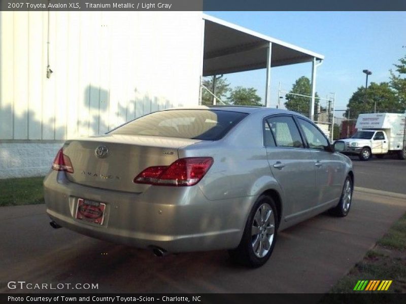 Titanium Metallic / Light Gray 2007 Toyota Avalon XLS