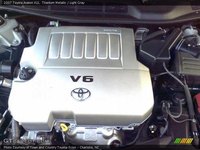 Titanium Metallic / Light Gray 2007 Toyota Avalon XLS
