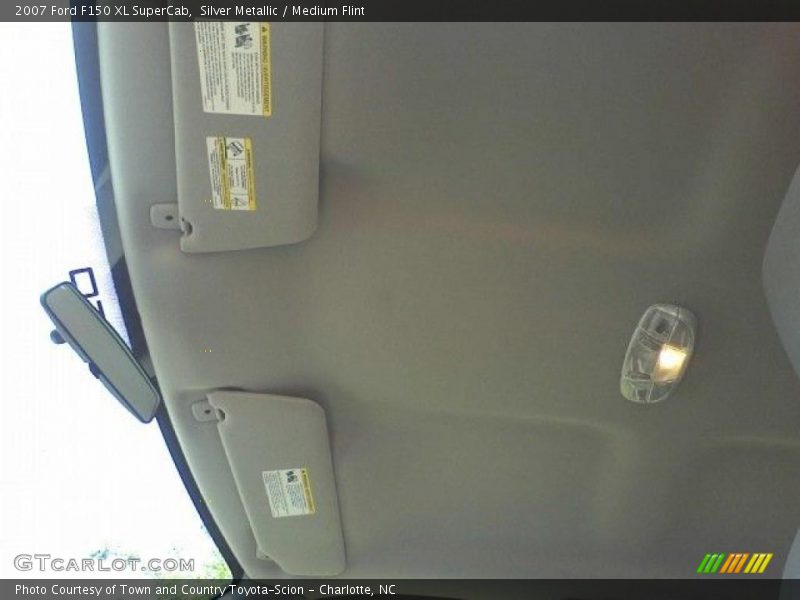 Silver Metallic / Medium Flint 2007 Ford F150 XL SuperCab