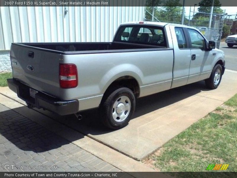 Silver Metallic / Medium Flint 2007 Ford F150 XL SuperCab