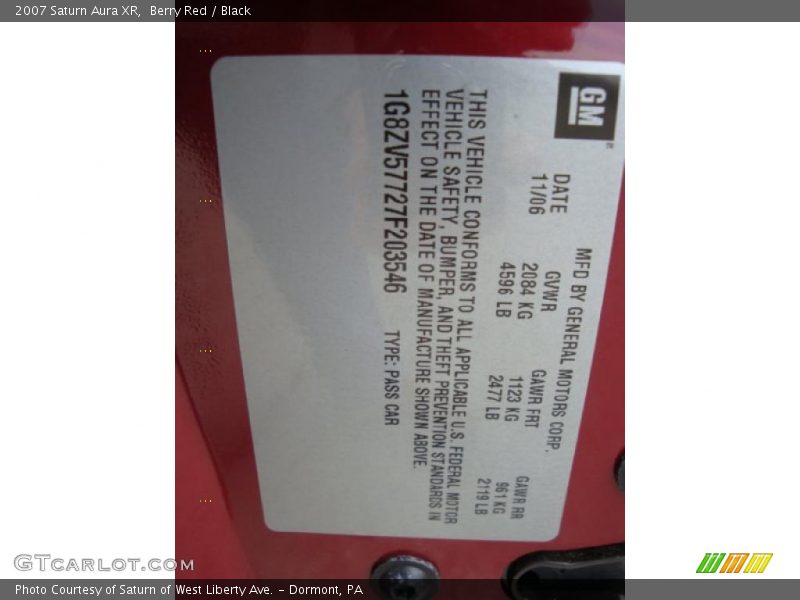 Berry Red / Black 2007 Saturn Aura XR