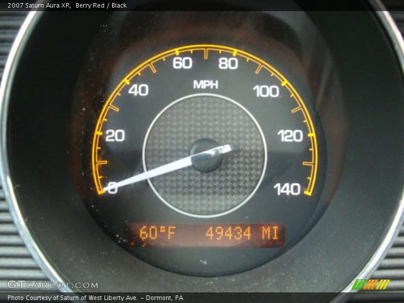 Berry Red / Black 2007 Saturn Aura XR