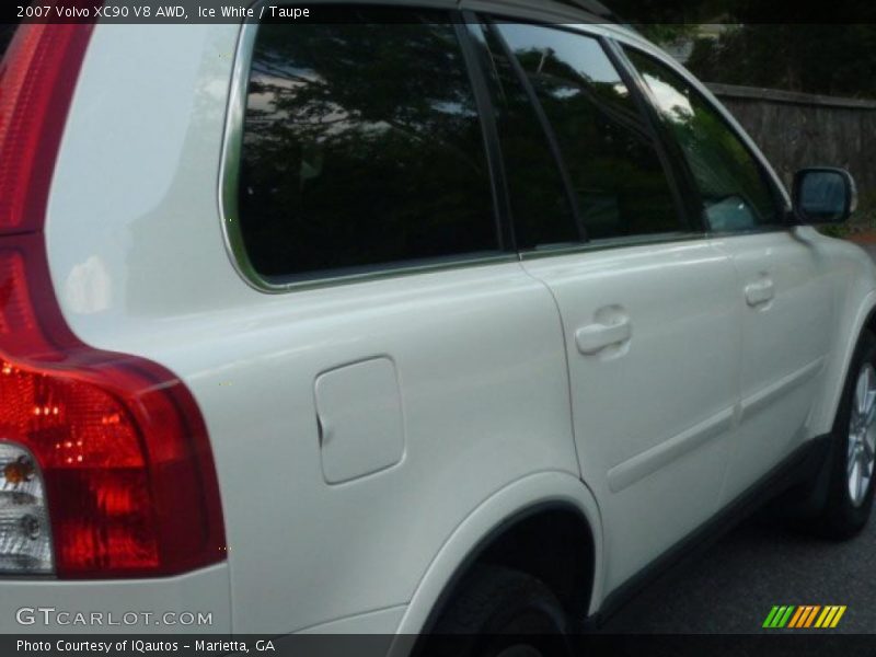 Ice White / Taupe 2007 Volvo XC90 V8 AWD