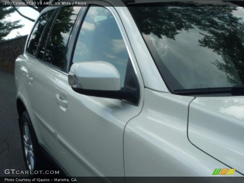 Ice White / Taupe 2007 Volvo XC90 V8 AWD