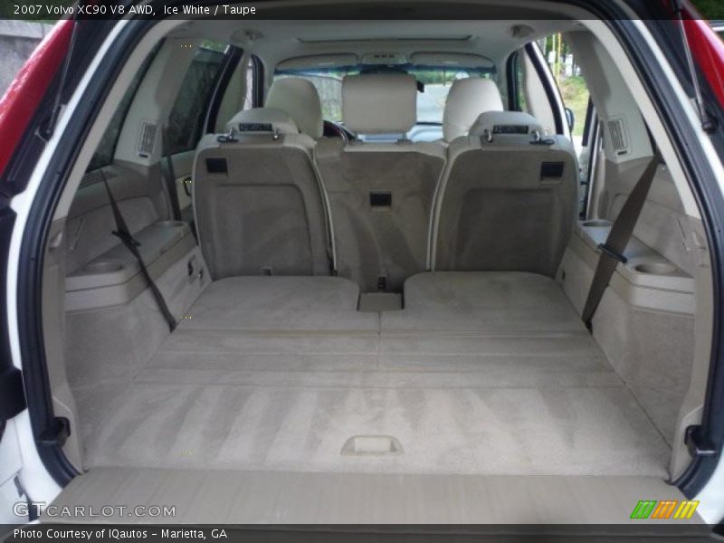 Ice White / Taupe 2007 Volvo XC90 V8 AWD