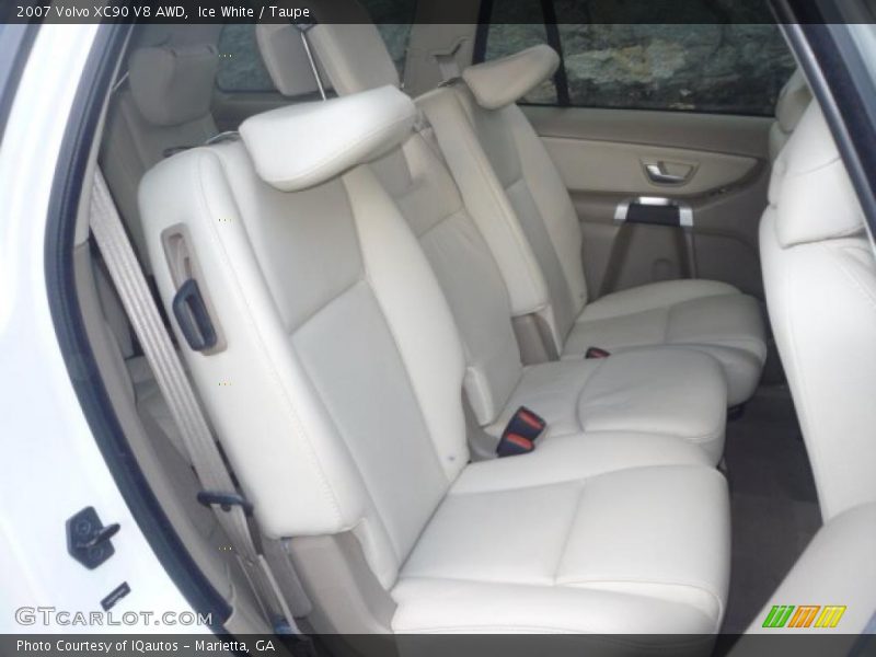 Ice White / Taupe 2007 Volvo XC90 V8 AWD