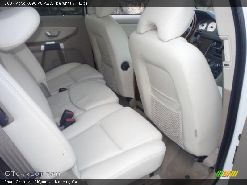 Ice White / Taupe 2007 Volvo XC90 V8 AWD