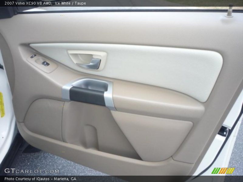 Ice White / Taupe 2007 Volvo XC90 V8 AWD