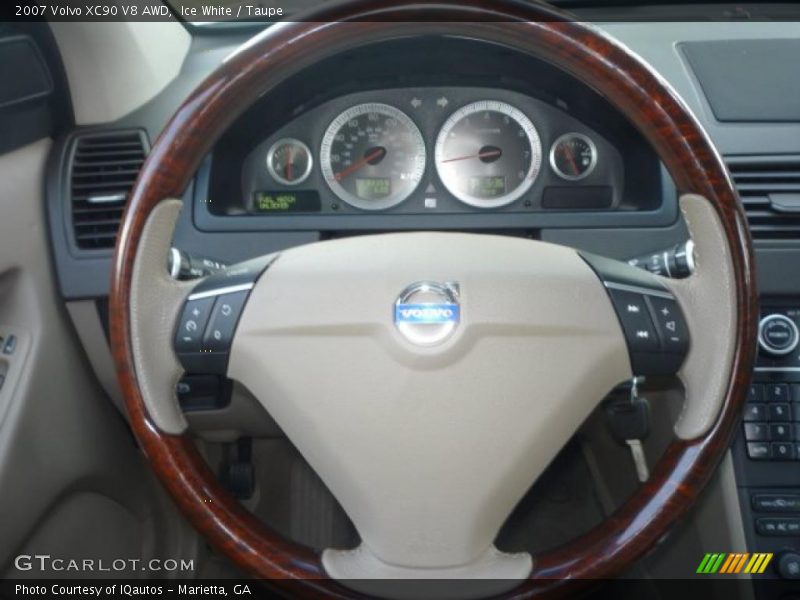 Ice White / Taupe 2007 Volvo XC90 V8 AWD