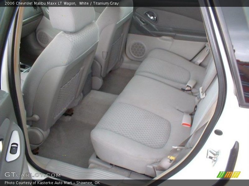 White / Titanium Gray 2006 Chevrolet Malibu Maxx LT Wagon