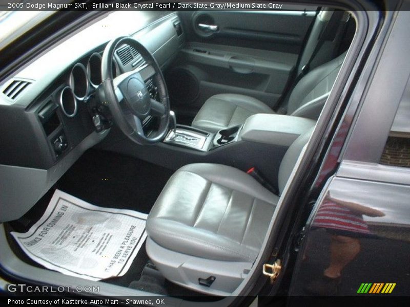 Brilliant Black Crystal Pearl / Dark Slate Gray/Medium Slate Gray 2005 Dodge Magnum SXT