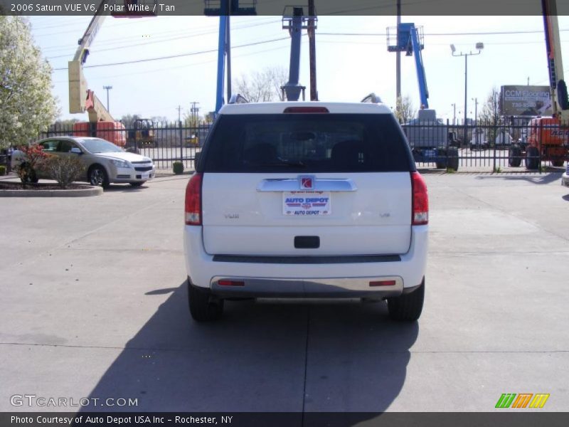 Polar White / Tan 2006 Saturn VUE V6