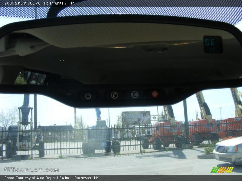 Polar White / Tan 2006 Saturn VUE V6