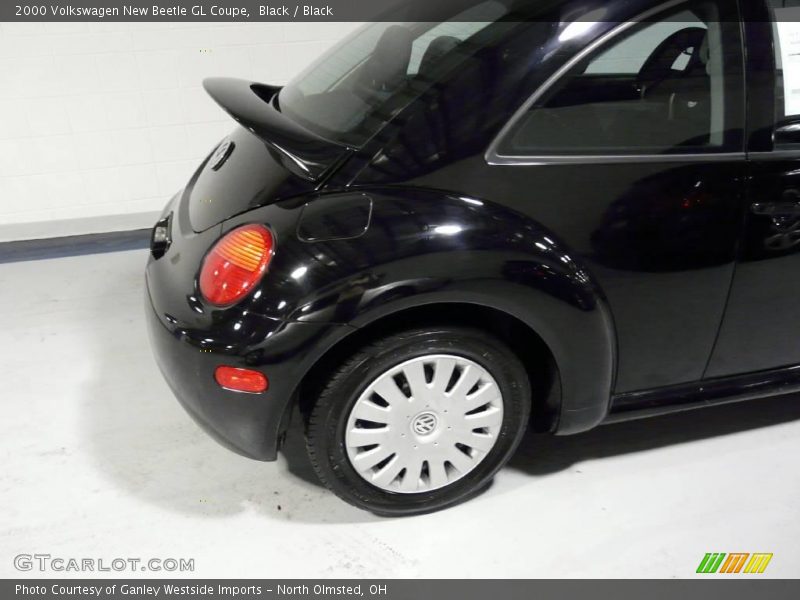 Black / Black 2000 Volkswagen New Beetle GL Coupe
