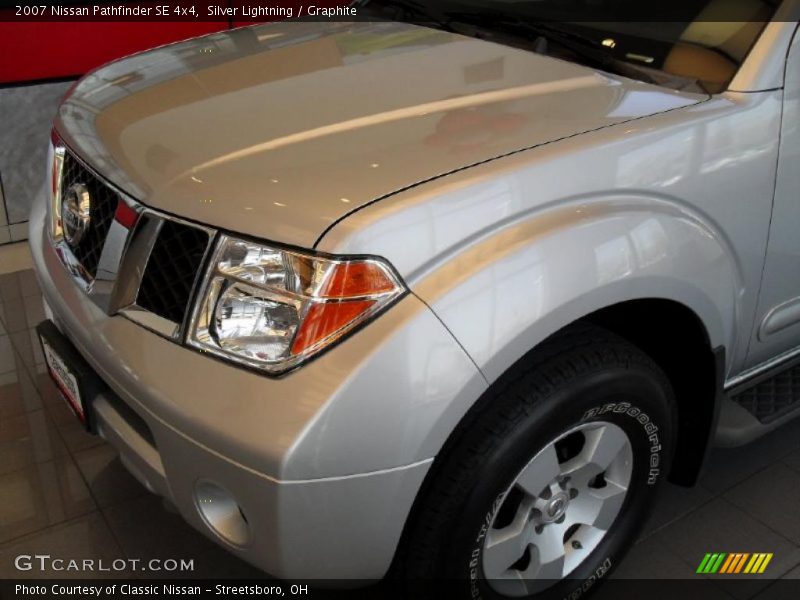Silver Lightning / Graphite 2007 Nissan Pathfinder SE 4x4