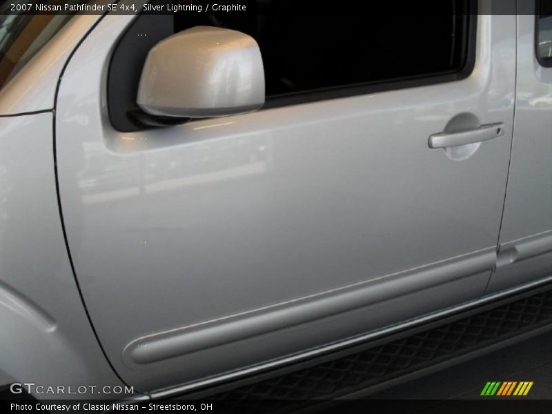 Silver Lightning / Graphite 2007 Nissan Pathfinder SE 4x4
