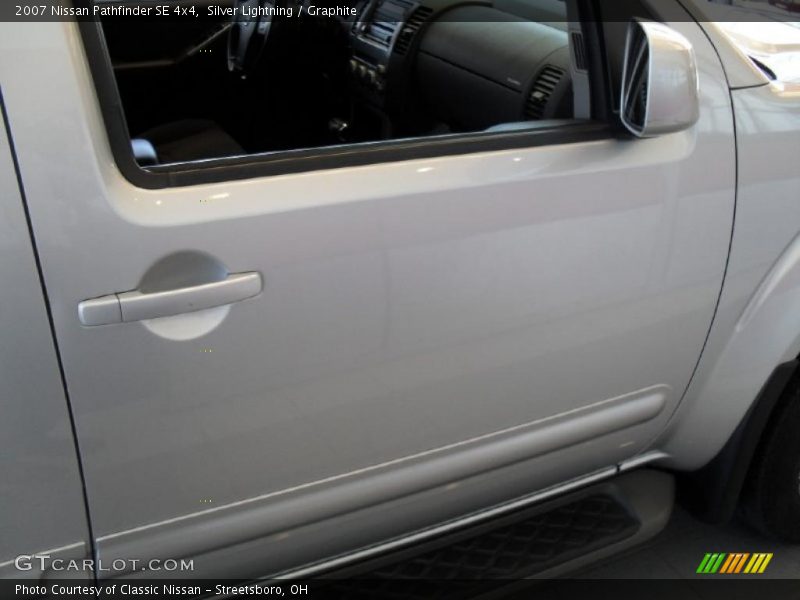 Silver Lightning / Graphite 2007 Nissan Pathfinder SE 4x4