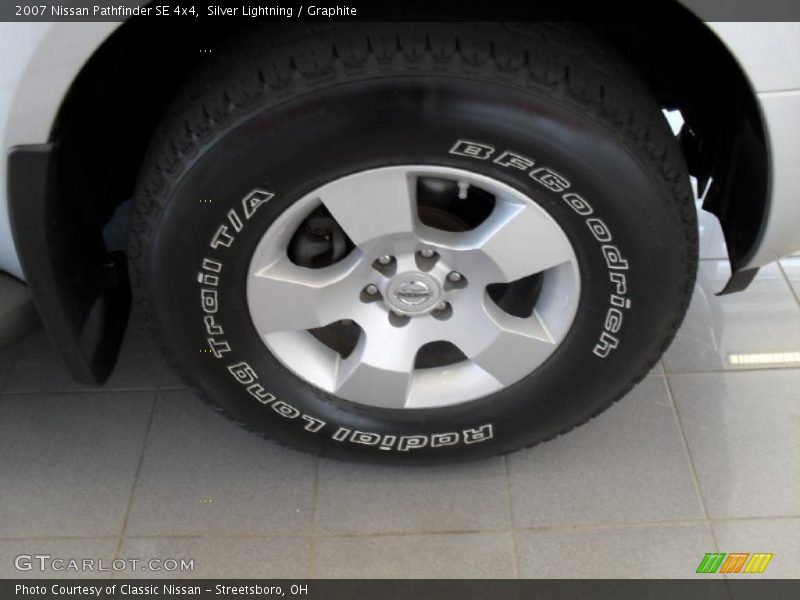 Silver Lightning / Graphite 2007 Nissan Pathfinder SE 4x4