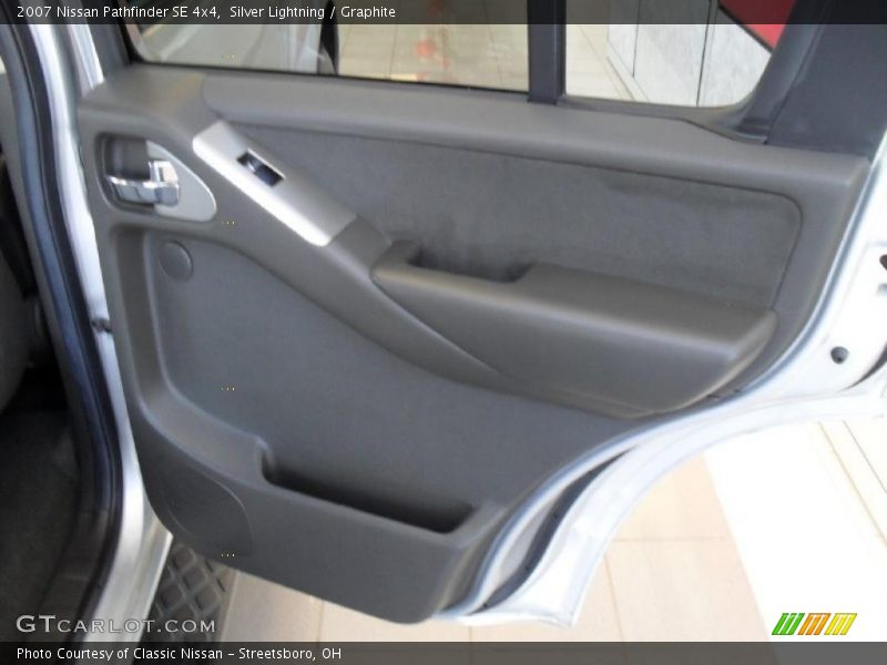 Silver Lightning / Graphite 2007 Nissan Pathfinder SE 4x4