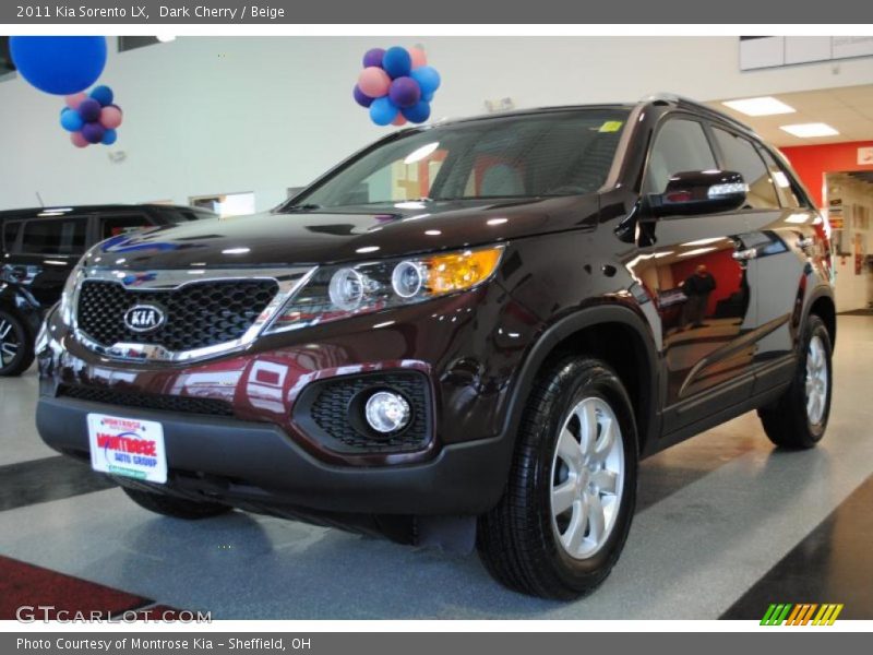 Dark Cherry / Beige 2011 Kia Sorento LX