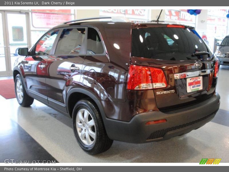 Dark Cherry / Beige 2011 Kia Sorento LX