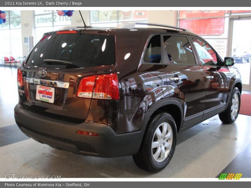 Dark Cherry / Beige 2011 Kia Sorento LX