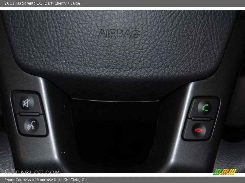 Dark Cherry / Beige 2011 Kia Sorento LX