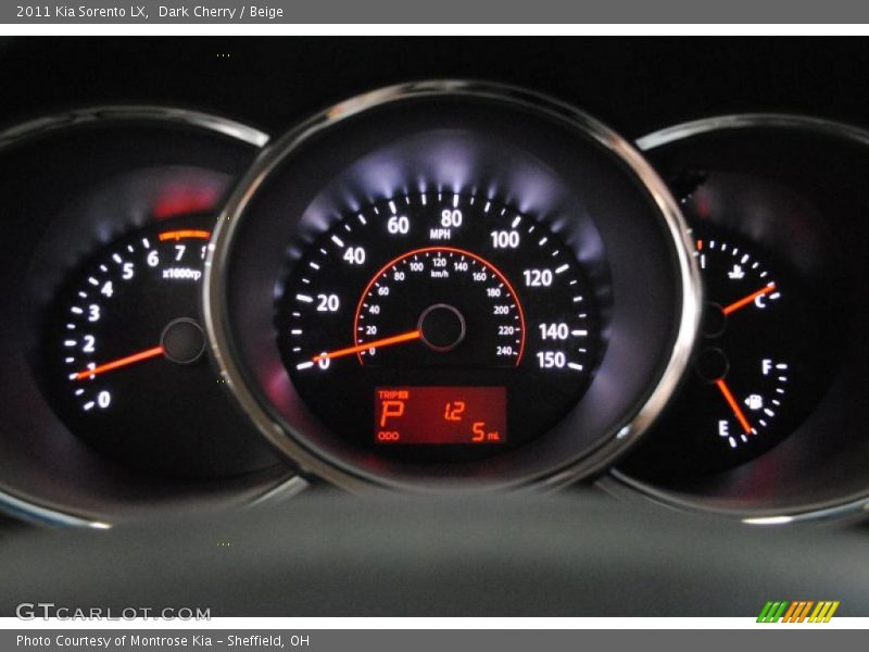 Dark Cherry / Beige 2011 Kia Sorento LX