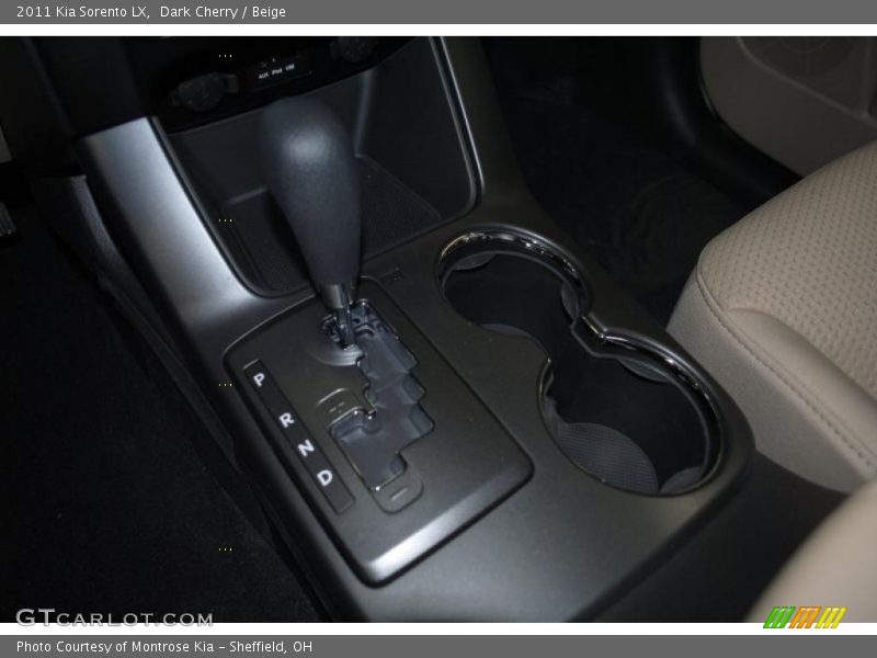 Dark Cherry / Beige 2011 Kia Sorento LX