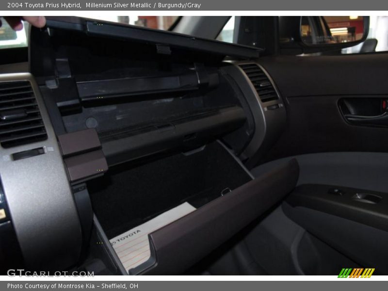 Millenium Silver Metallic / Burgundy/Gray 2004 Toyota Prius Hybrid