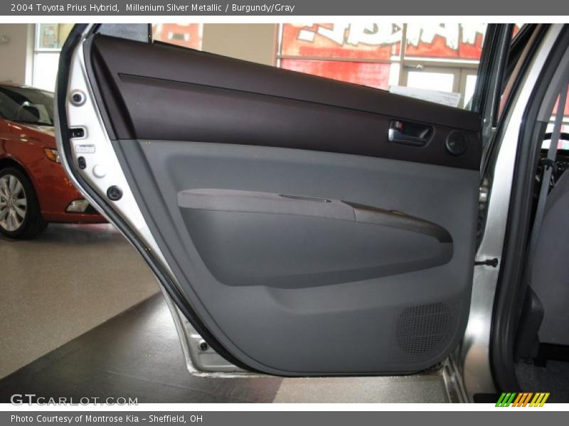 Millenium Silver Metallic / Burgundy/Gray 2004 Toyota Prius Hybrid