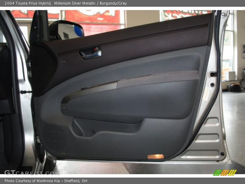Millenium Silver Metallic / Burgundy/Gray 2004 Toyota Prius Hybrid