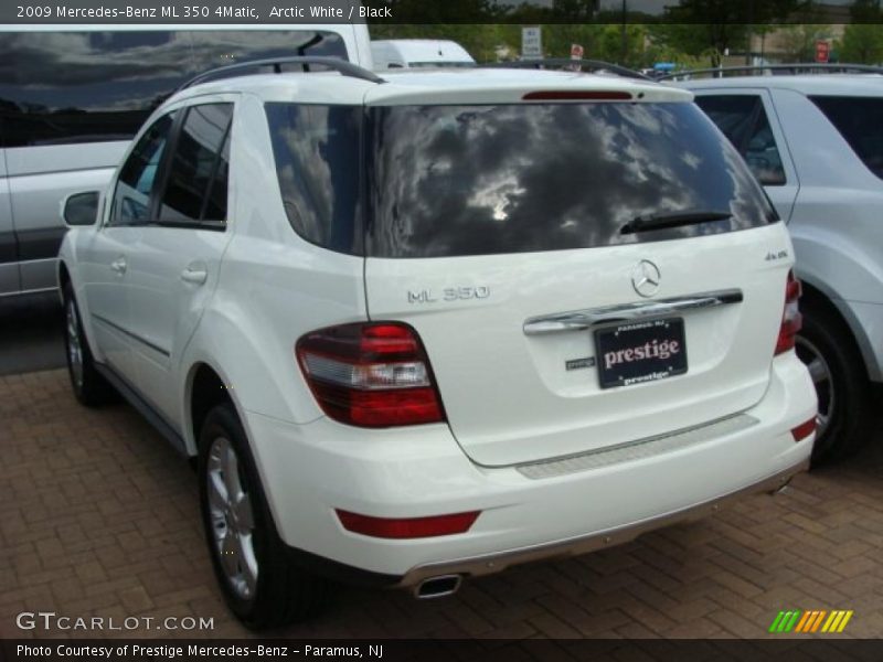 Arctic White / Black 2009 Mercedes-Benz ML 350 4Matic