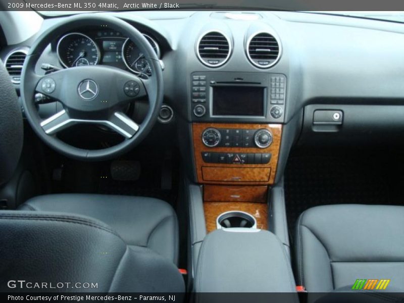 Arctic White / Black 2009 Mercedes-Benz ML 350 4Matic