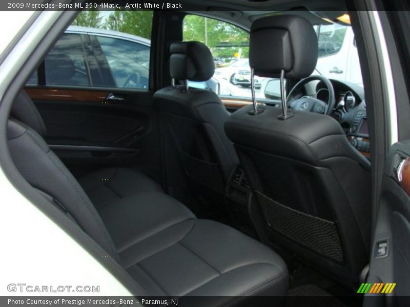 Arctic White / Black 2009 Mercedes-Benz ML 350 4Matic